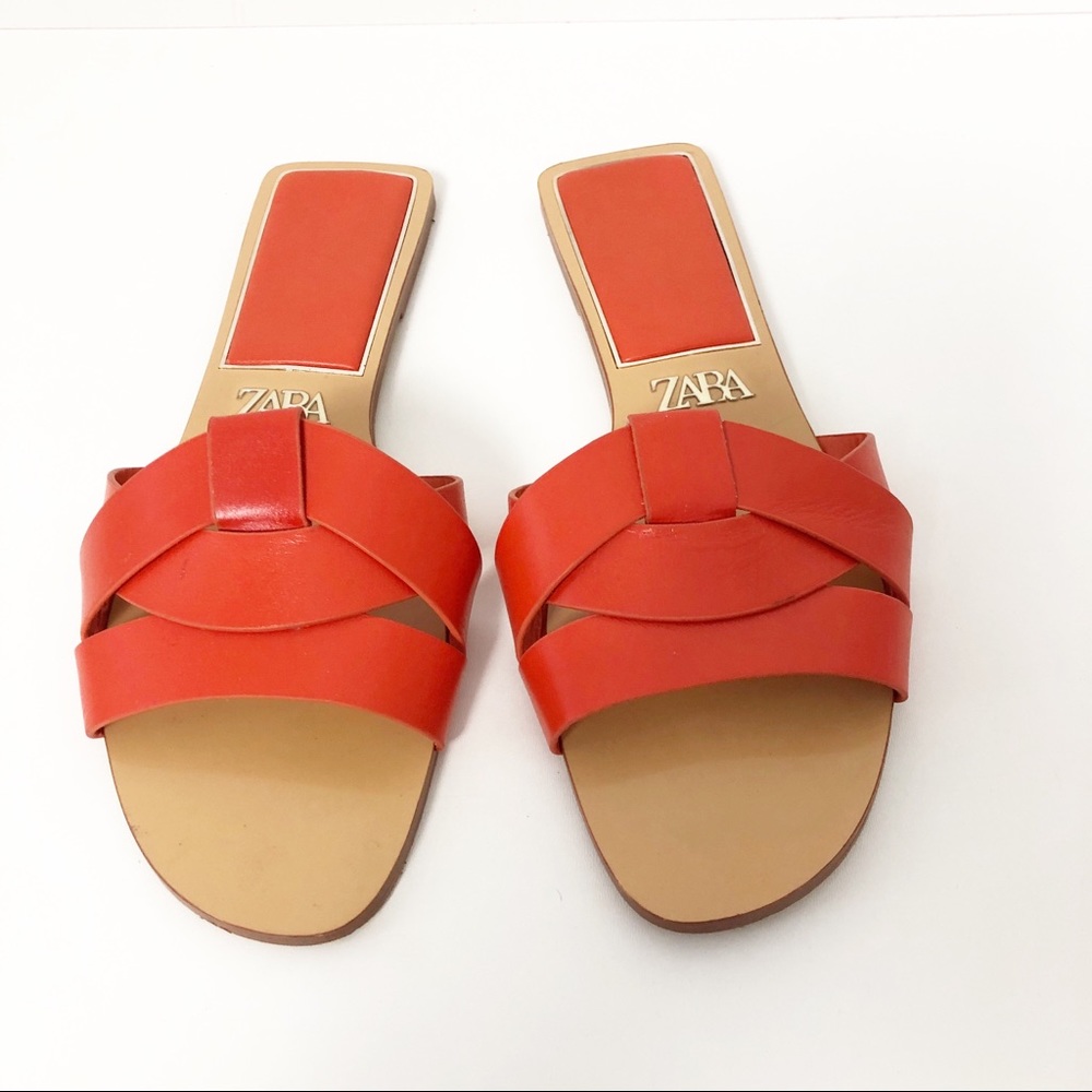 Zara Slides